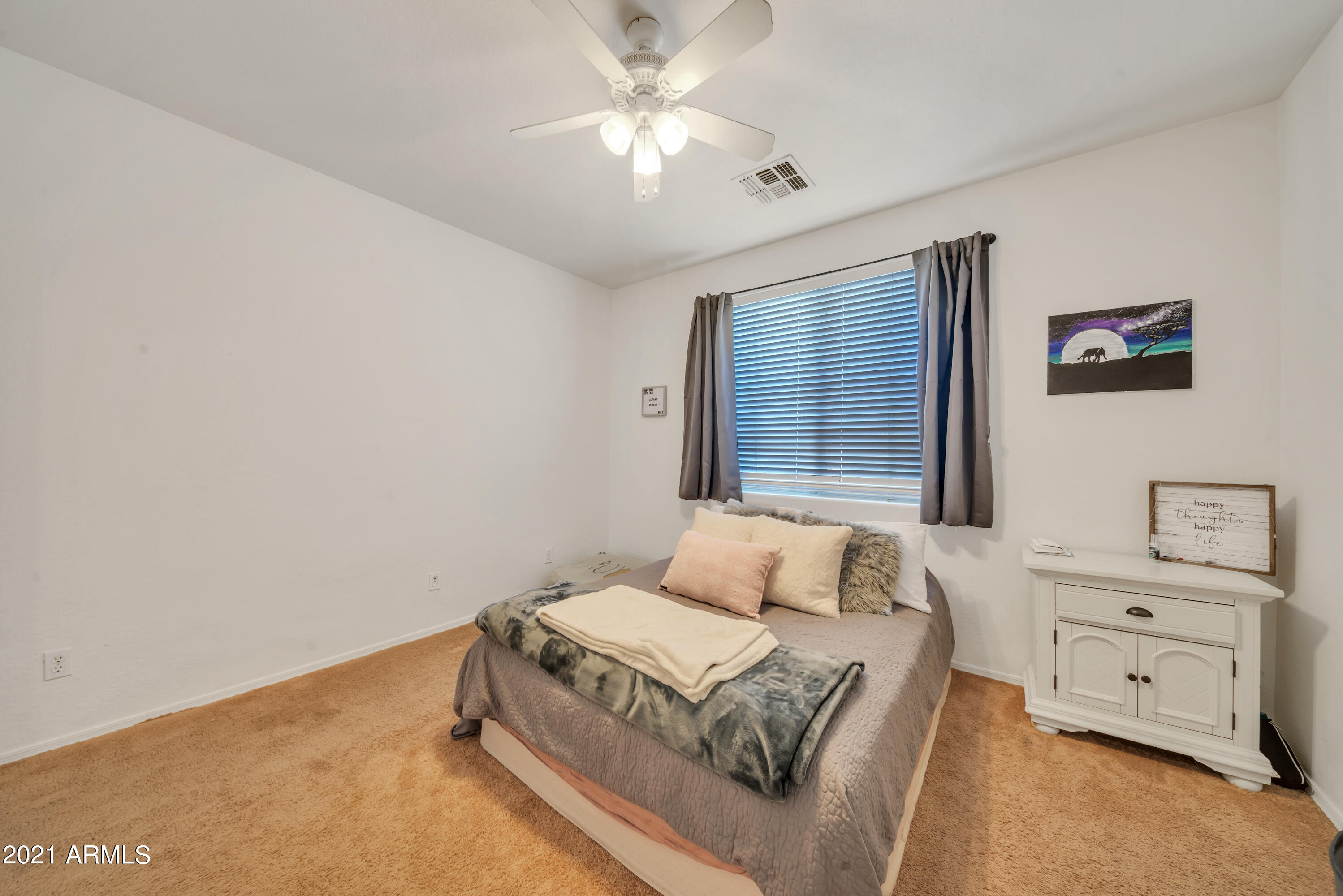 2517 West Apollo Road Phoenix, AZ 85041 - Photo 23 of 35 QPT_Photos_-_DSC_1885