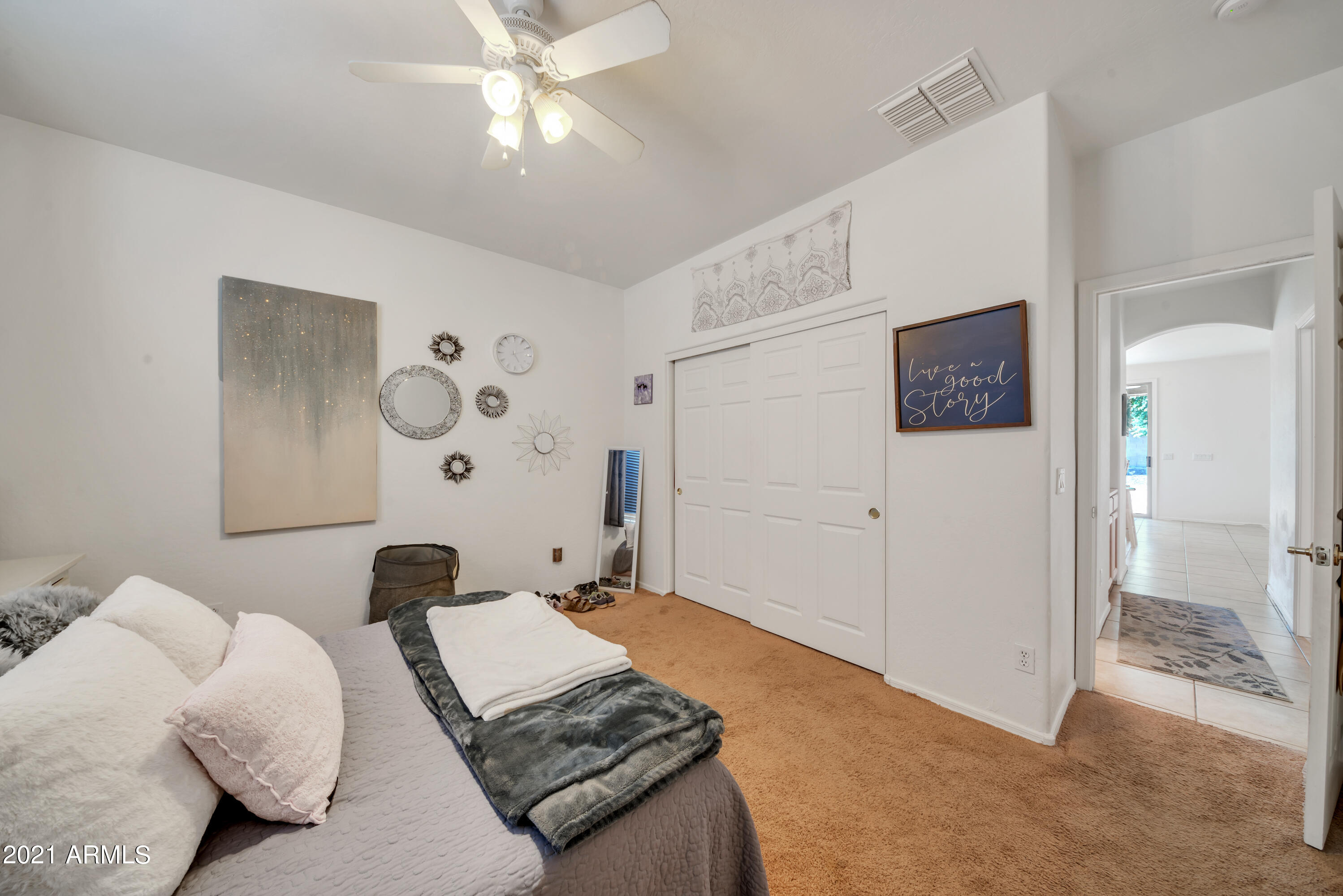 2517 West Apollo Road Phoenix, AZ 85041 - Photo 25 of 35 QPT_Photos_-_DSC_1895