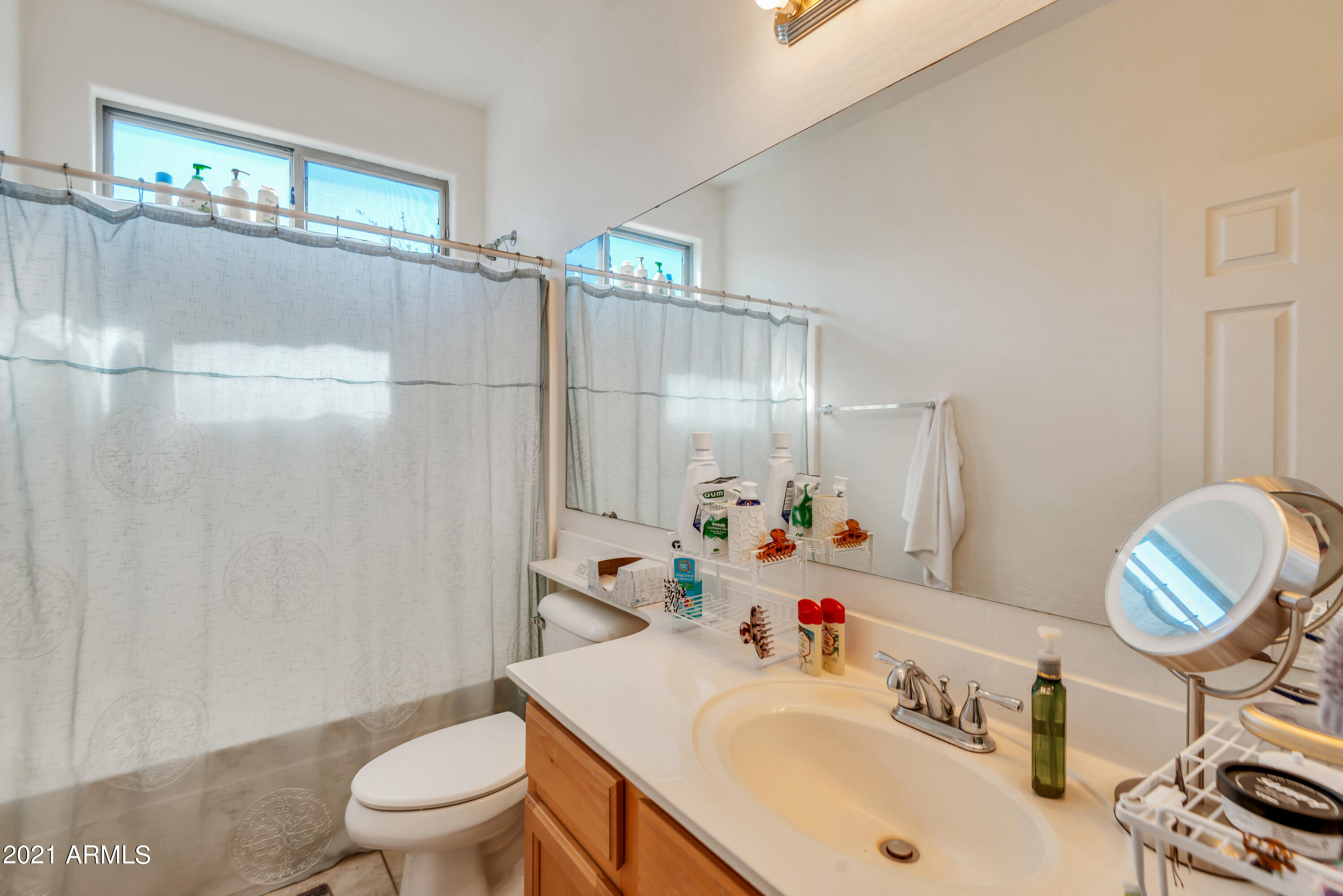 2517 West Apollo Road Phoenix, AZ 85041 - Photo 26 of 35 QPT_Photos_-_DSC_1855