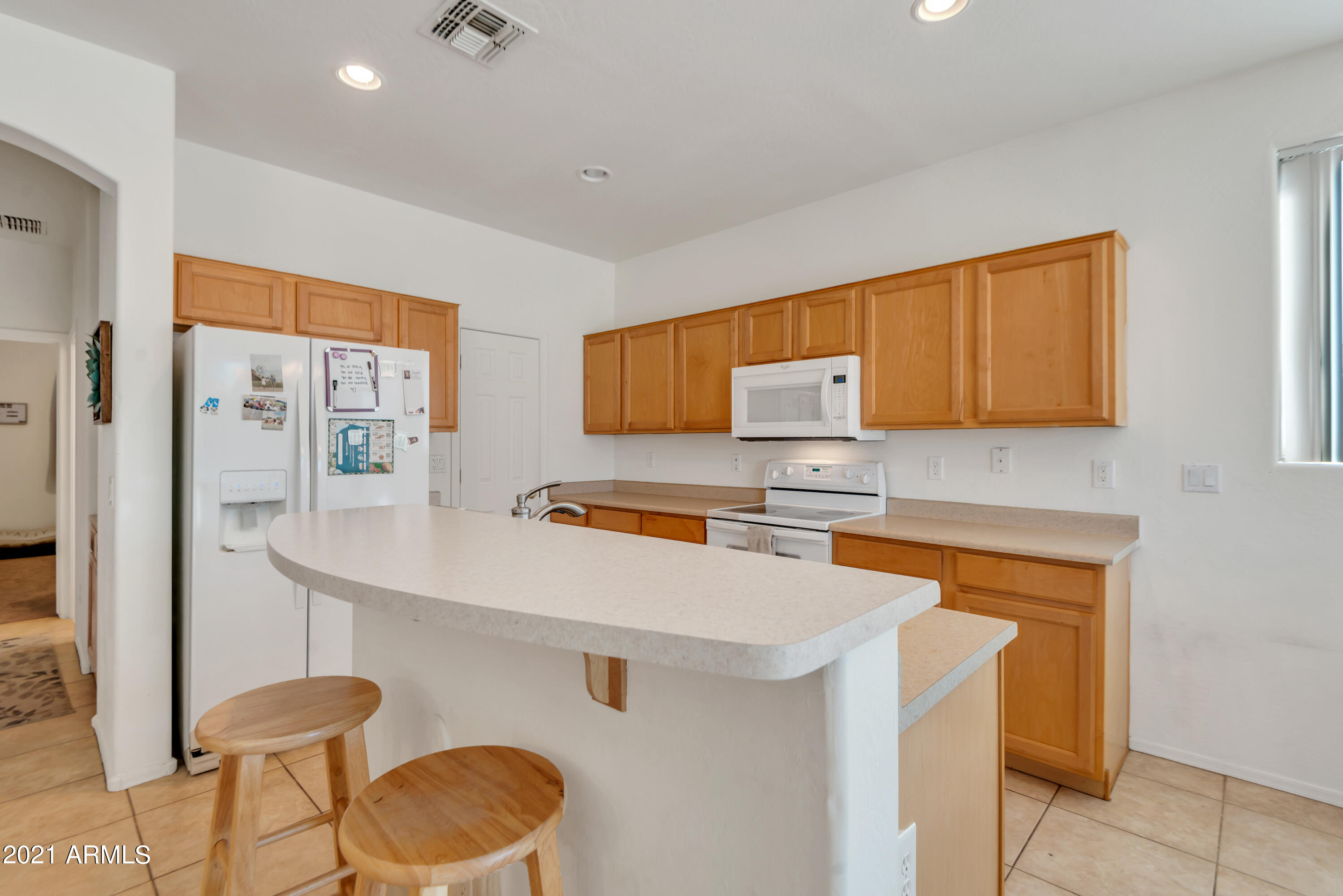 2517 West Apollo Road Phoenix, AZ 85041 - Photo 10 of 35 QPT_Photos_-_DSC_1850