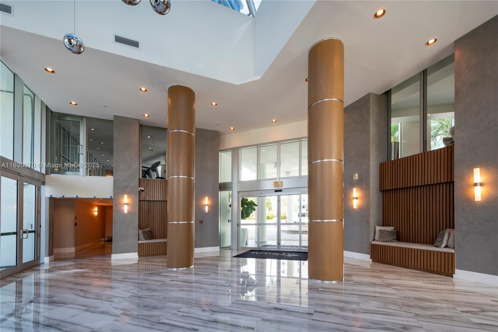 3131 Northeast 188th Street, Unit 2808 Aventura, FL 33180 - Photo 30 of 33