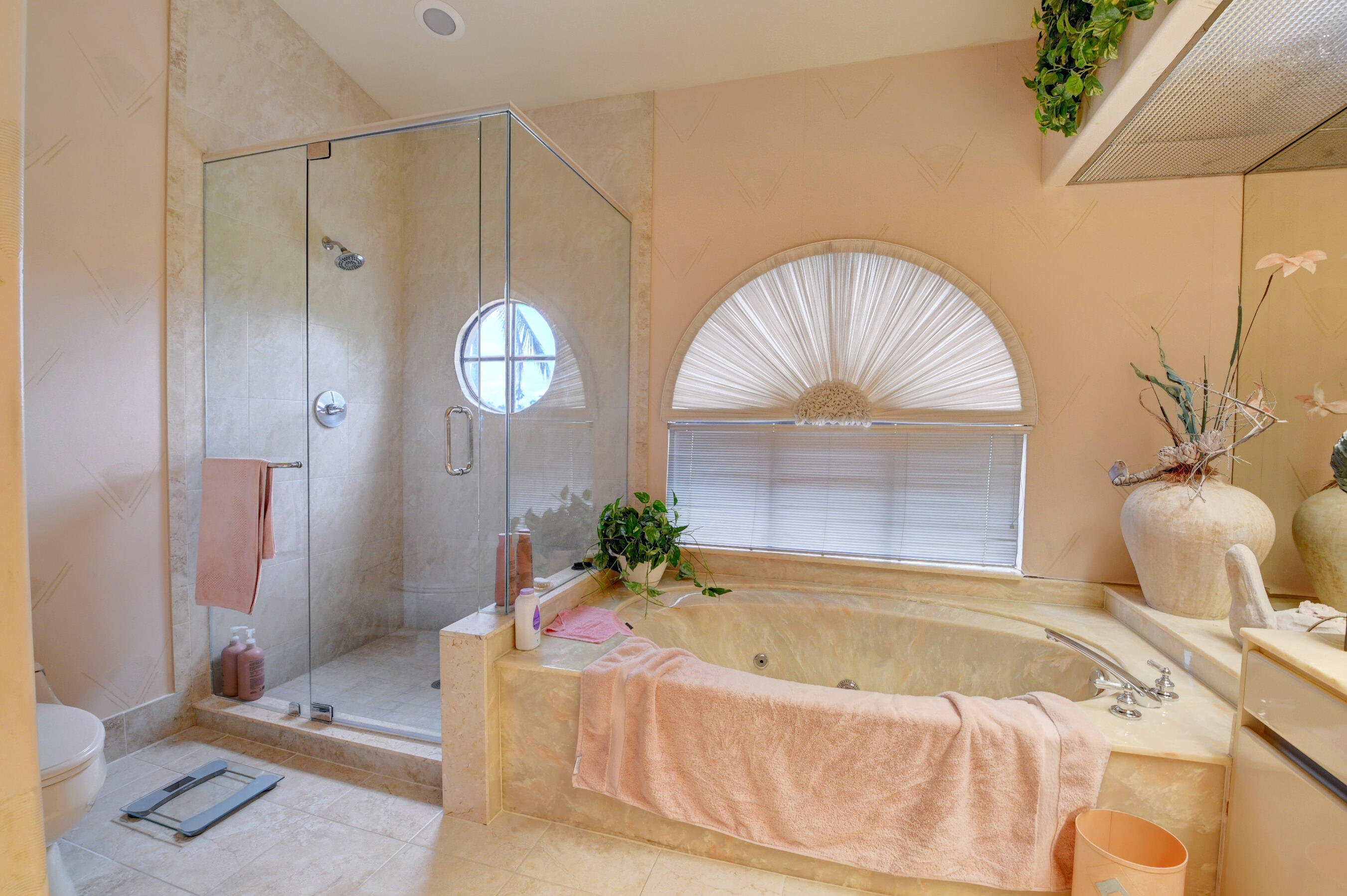 23392 Mirabella Circle South Boca Raton, FL 33433 - Photo 26 of 33 master bath