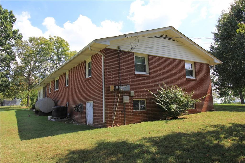 1480 Airport Rhodhiss Road Hickory, NC 28601 - Photo 2 of 14 Gallery Image 2