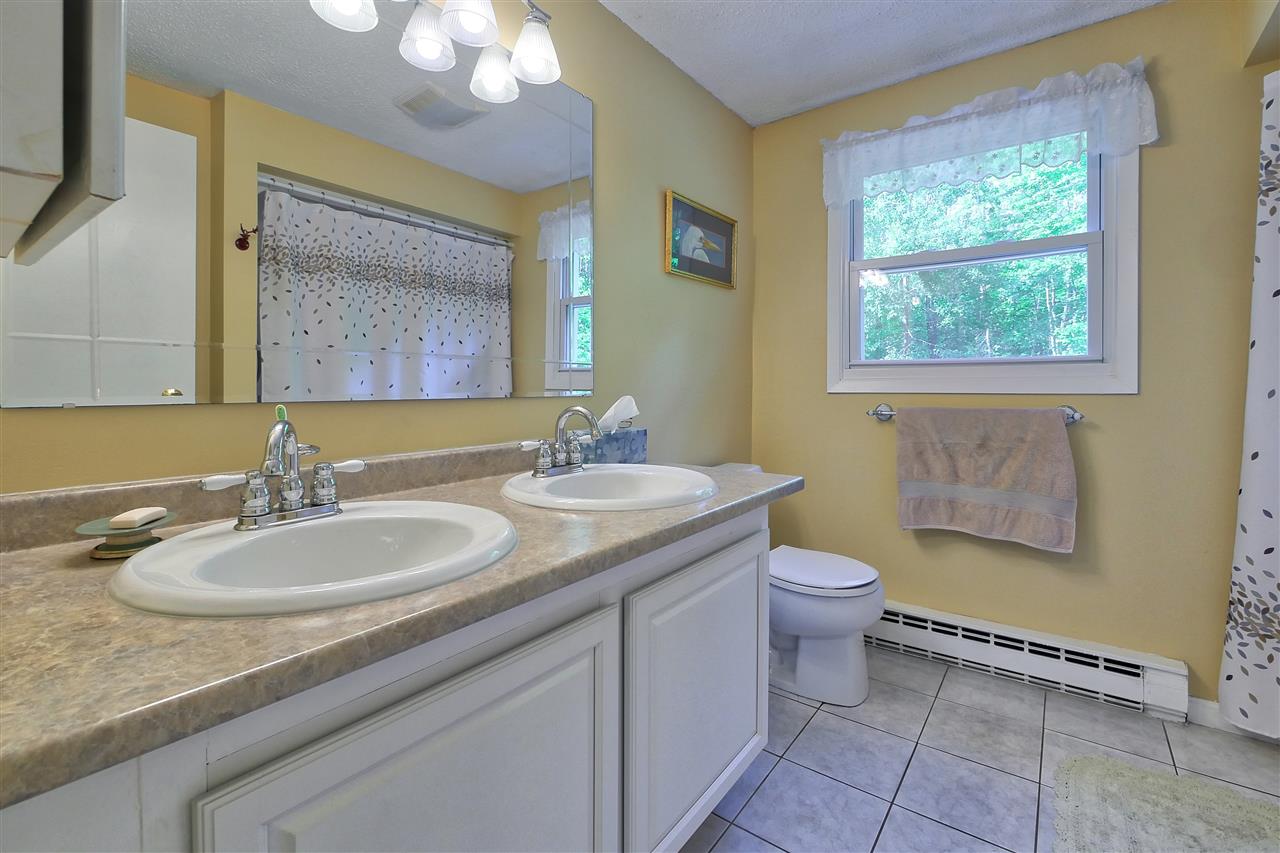 48 New Boston Road Bedford, NH 03110 - Photo 17 of 27