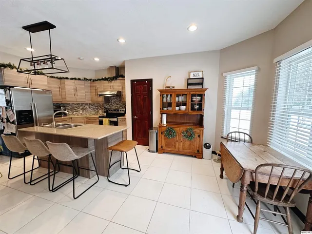 $416,000 | 5600 Termar Lane, Quincy, IL 62305