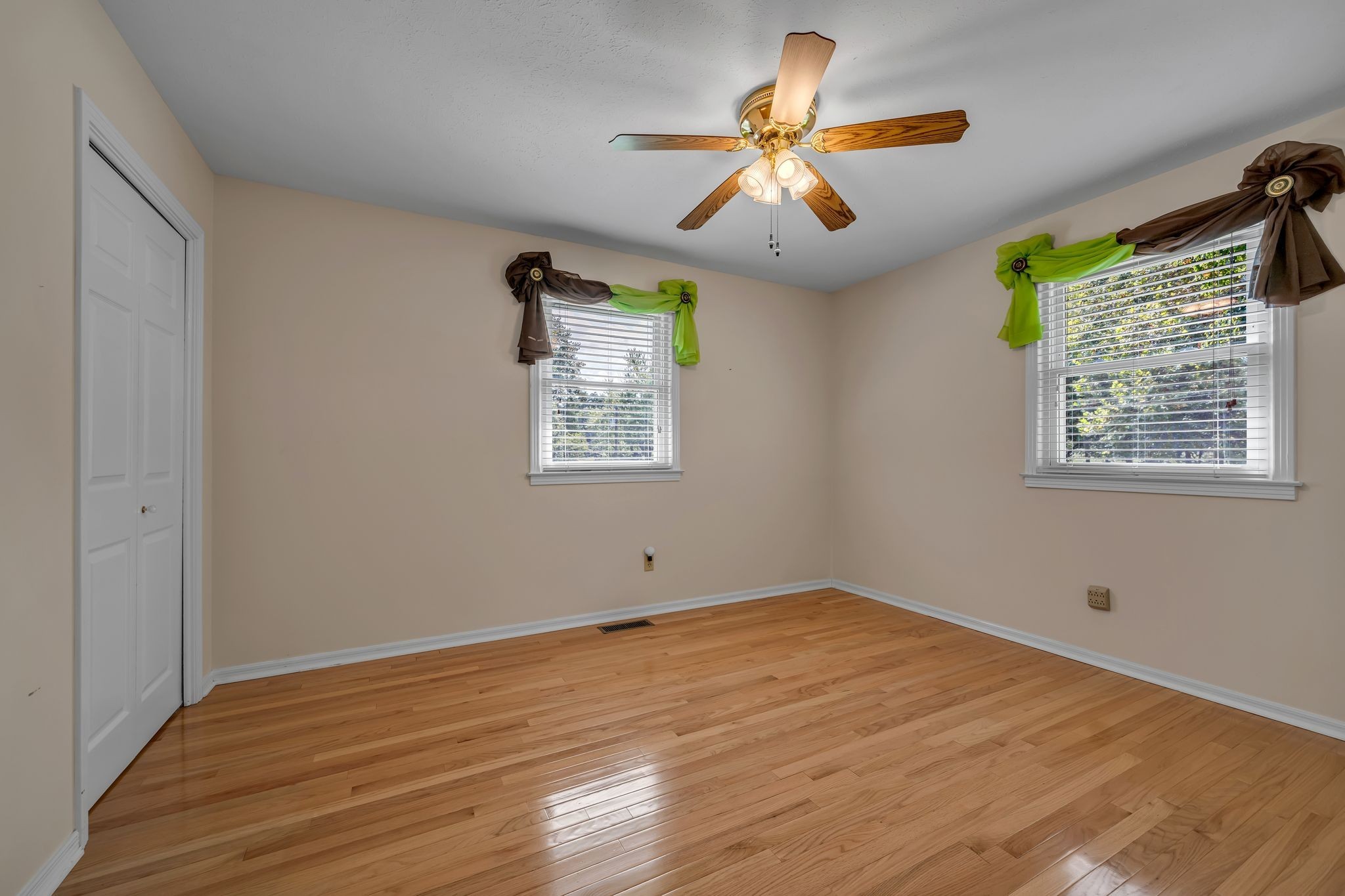 126 Robin Hood Road Dickson, TN 37055 - Photo 16 of 31