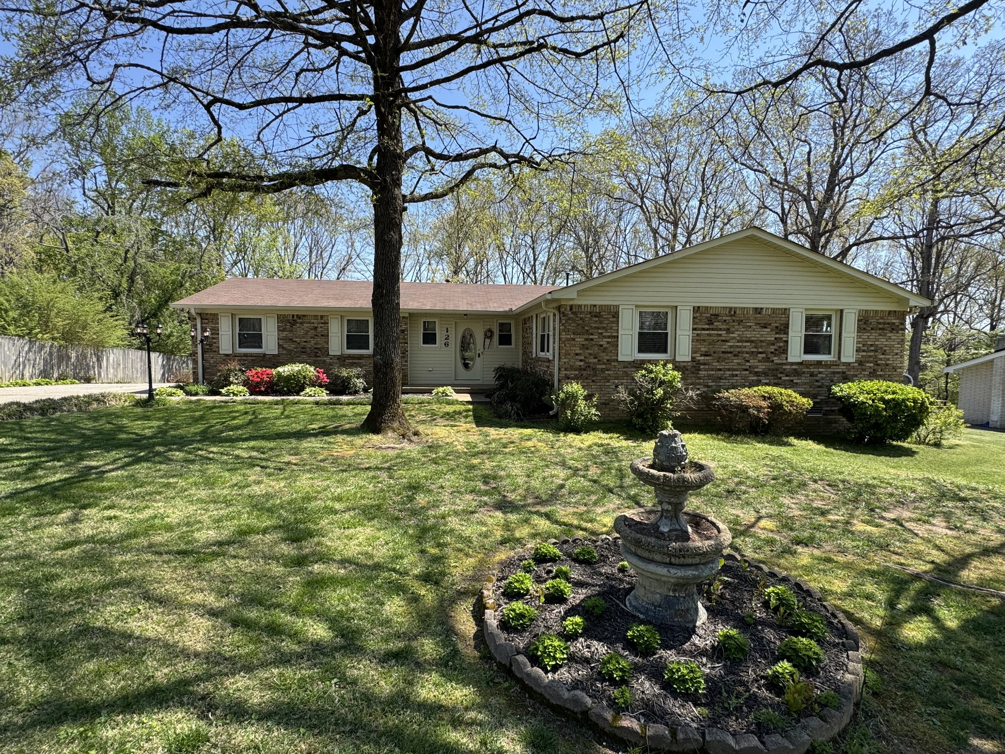126 Robin Hood Road Dickson, TN 37055 - Photo 4 of 31