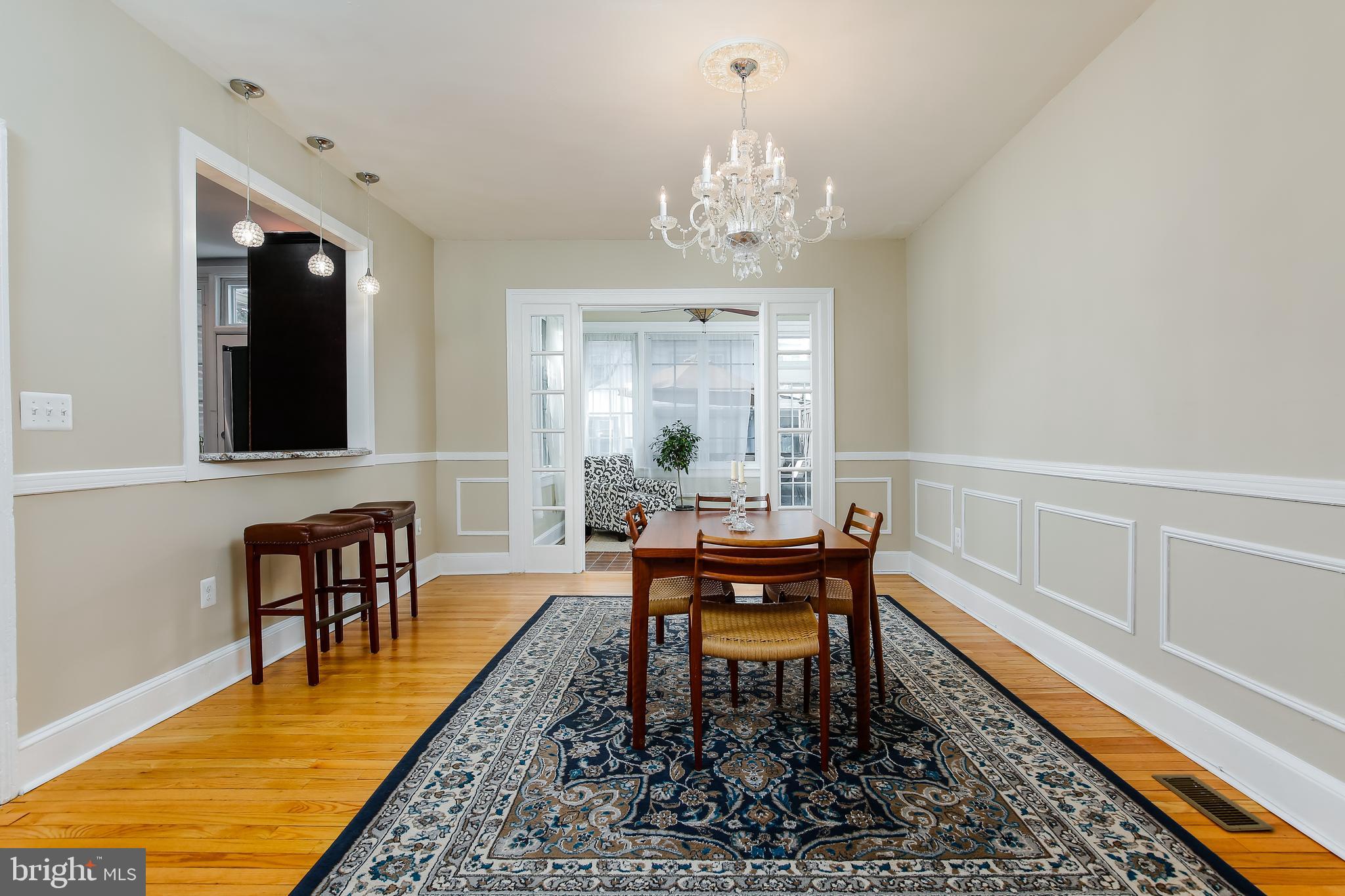 3902 Cloverhill Road Baltimore, MD 21218 - Photo 4 of 11