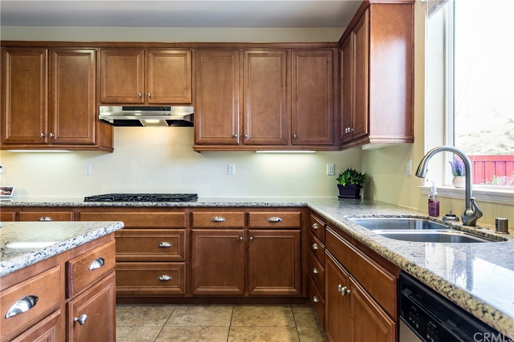 34658 Venturi Avenue Beaumont, CA 92223 - Photo 10 of 30