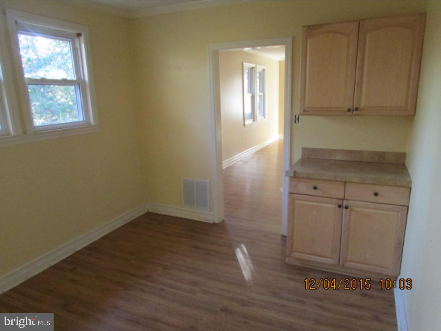 317 Blackwood Road Lindenwold, NJ 08021 - Photo 6 of 19 Dining Room