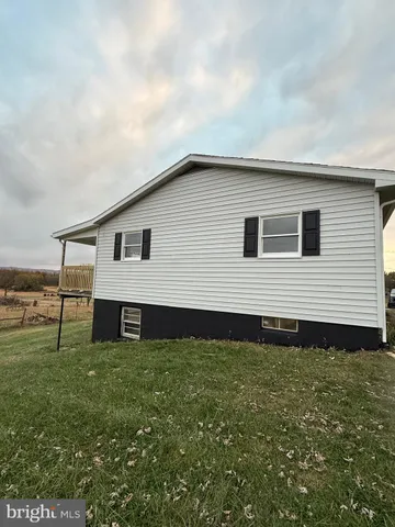 $2,200 | 126 Hilltop Farm Lane, Strasburg, VA 22657