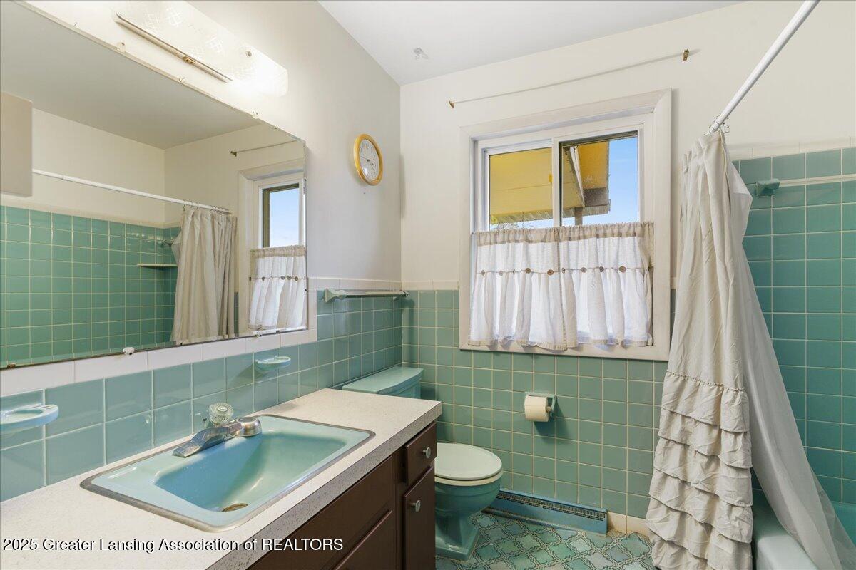 12916 Rambler Road Dewitt, MI 48820 - Photo 19 of 39 32-Media Jett - 32
