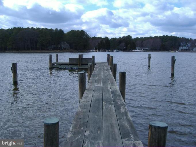 7402 Leadenham Cove Road Bozman, MD 21612 - Photo 5 of 18 L Pier with slips