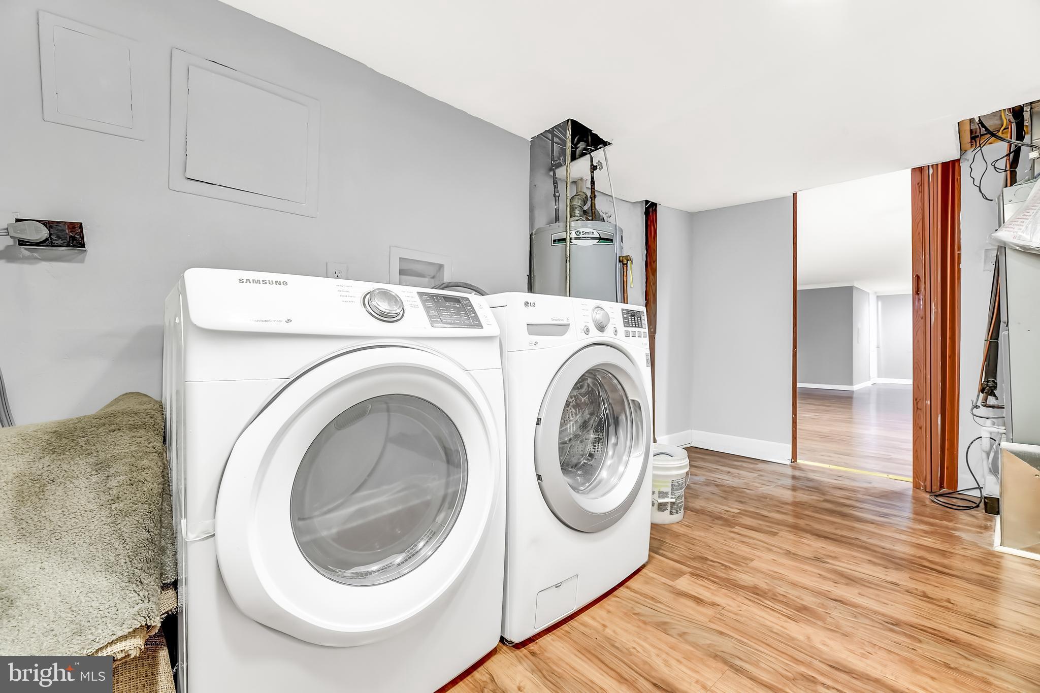 3708 Woodridge Road Baltimore, MD 21229 - Photo 14 of 41 front loading washer and dryer