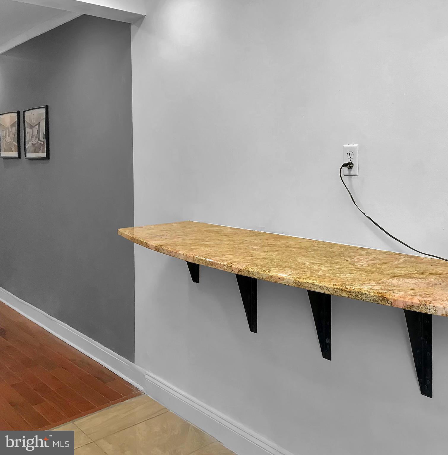 Large serving bar. Enjoy buffet meals or dine in.
