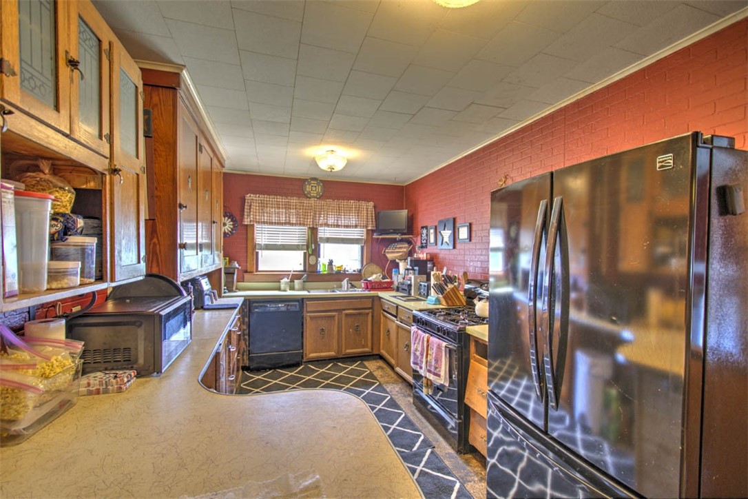 232 South Locust Street Maroa, IL 61756 - Photo 6 of 20