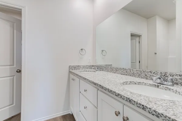 a bathroom with bathtub
