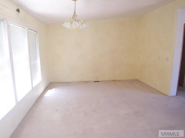 $300,000 | 550 Knox Street, Blackfoot, ID 83221