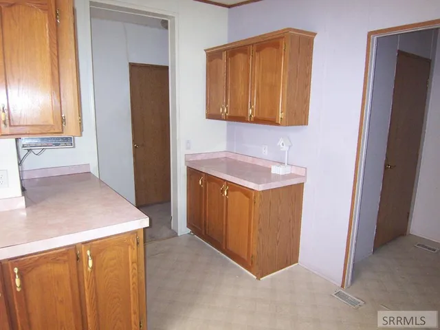 $300,000 | 550 Knox Street, Blackfoot, ID 83221