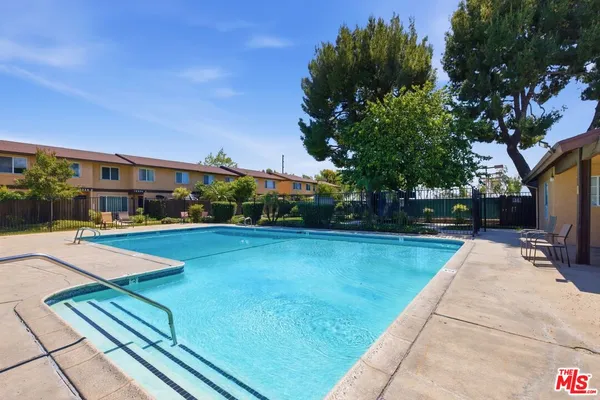 $579,000 | 12328 Runnymede Street, Unit 4, North Hollywood, CA 91605