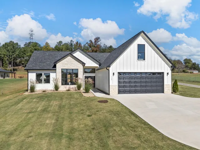 $516,900 | 128 Cothran Road, Inman, SC 29349