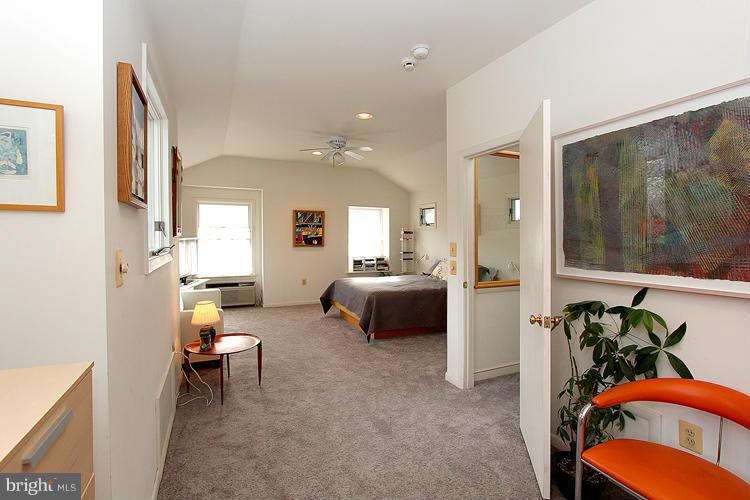 5904 Broad Branch Road Northwest Washington, DC 20015 - Photo 23 of 30 Bedroom (Master)