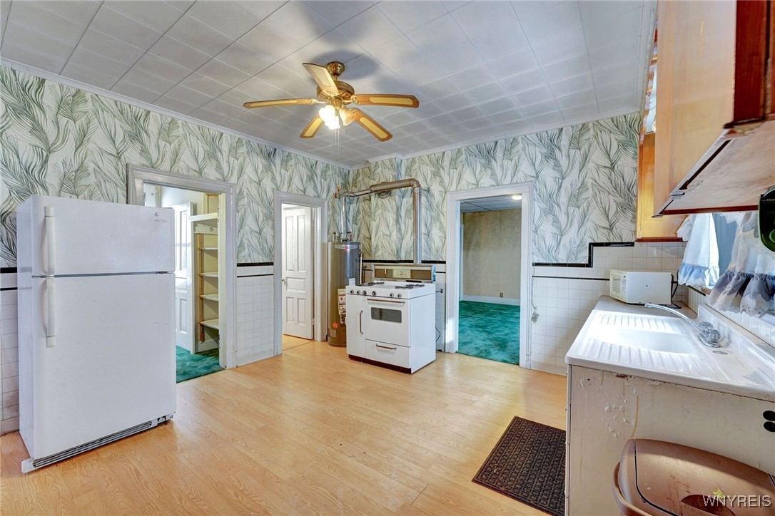 304 Longnecker Street Buffalo, NY 14206 - Photo 25 of 34