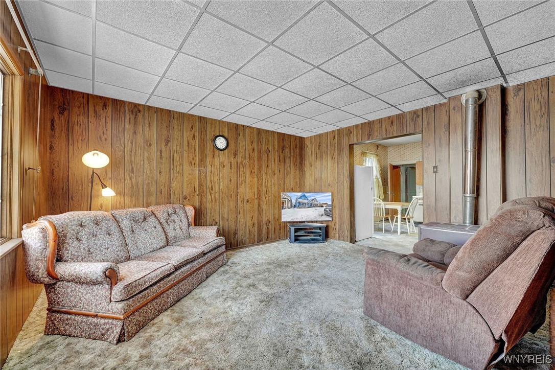 304 Longnecker Street Buffalo, NY 14206 - Photo 4 of 34