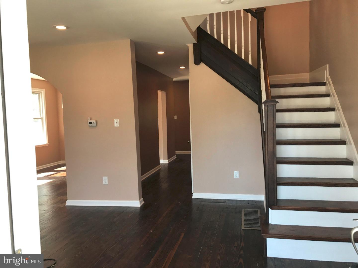209 West Madison Avenue Magnolia, NJ 08049 - Photo 4 of 25