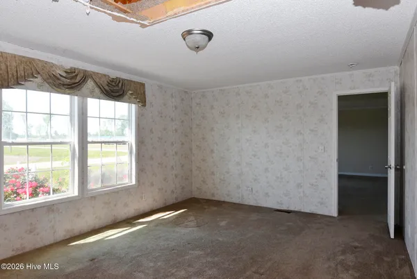 $200,000 | 21 Grapevine Landing, Columbia, NC 27925