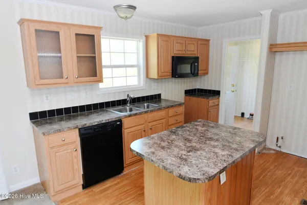 $200,000 | 21 Grapevine Landing, Columbia, NC 27925
