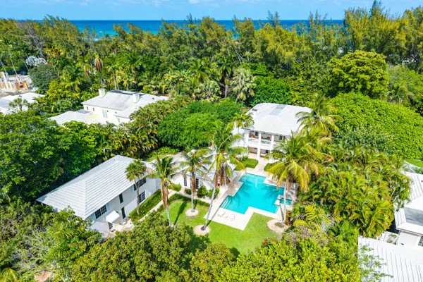 $10,995,000 | 3030 North Ocean Boulevard, Gulf Stream, FL 33483