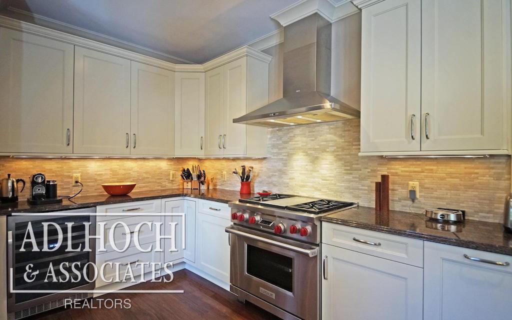 191 Lothrop Road Grosse Pointe Farms, MI 48236 - Photo 13 of 28
