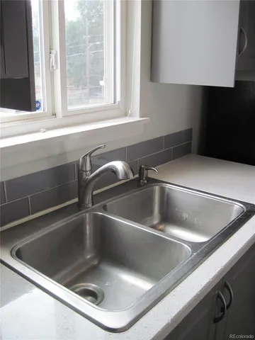 a close view of sink