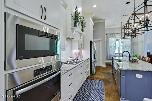 $585,000 | 589 Asbury Ln Drive, Pearl, MS 39208