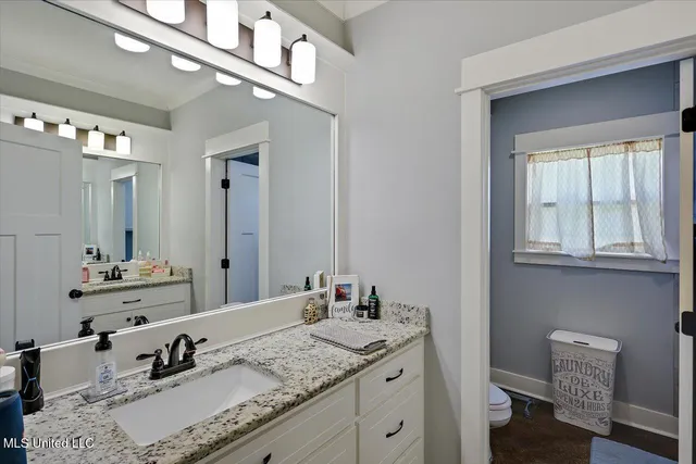 $585,000 | 589 Asbury Ln Drive, Pearl, MS 39208