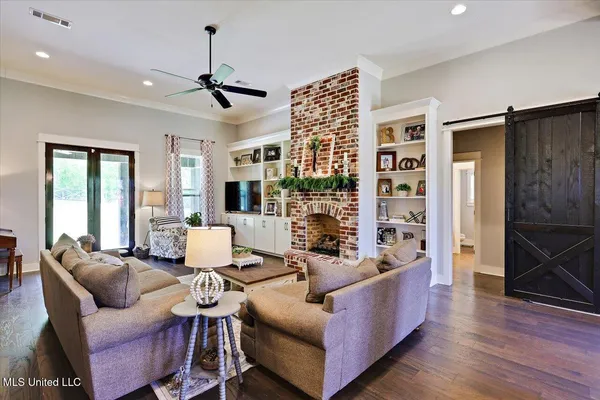 $583,000 | 589 Asbury Ln Drive, Pearl, MS 39208