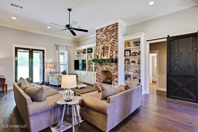 $585,000 | 589 Asbury Ln Drive, Pearl, MS 39208