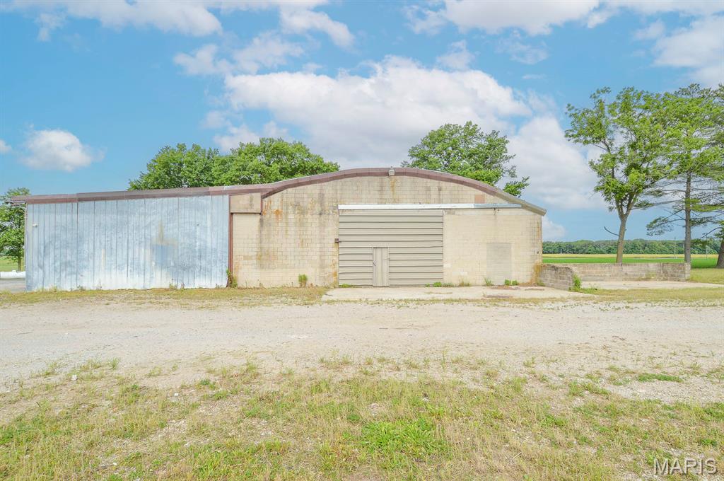 2430 Beckmann Road Lenzburg, IL 62255 - Photo 44 of 54
