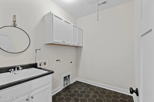$477,200 | 804 Lawson Court, Greenville, NC 27858