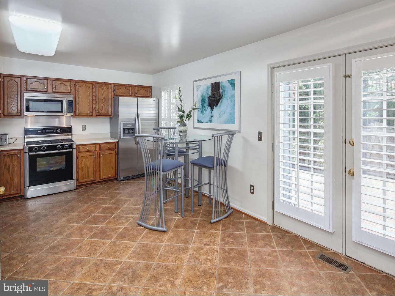 6511 Castine Lane Springfield, VA 22150 - Photo 11 of 30 Kitchen