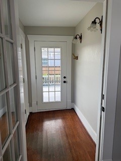 305 Enid Street Houston, TX 77009 - Photo 14 of 17 Mudroom/entranceway
