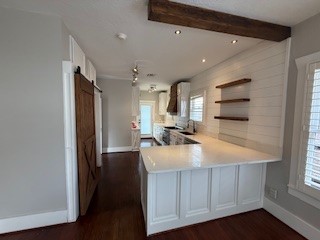 305 Enid Street Houston, TX 77009 - Photo 4 of 17 Kitchen 2