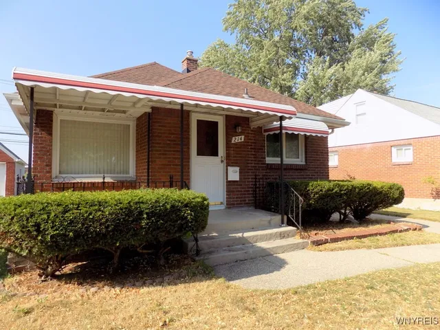 $210,000 | 214 Glencove Road, Tonawanda, NY 14223