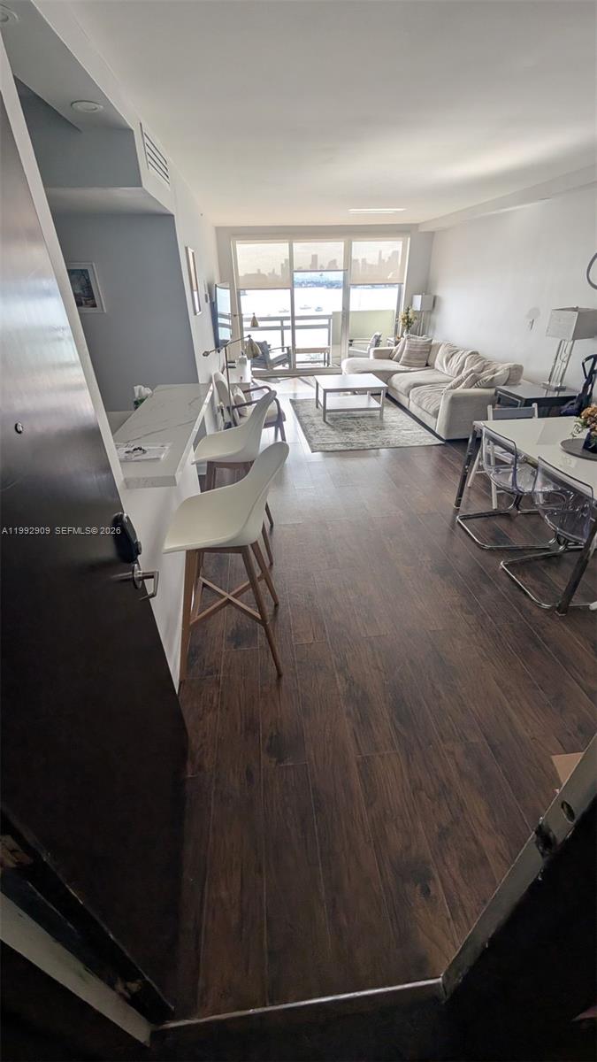 1500 Bay Road, Unit 822S Miami Beach, FL 33139 - Photo 25 of 30