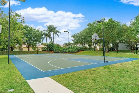 $679,900 | 7076 Middlebury Drive, Boynton Beach, FL 33436
