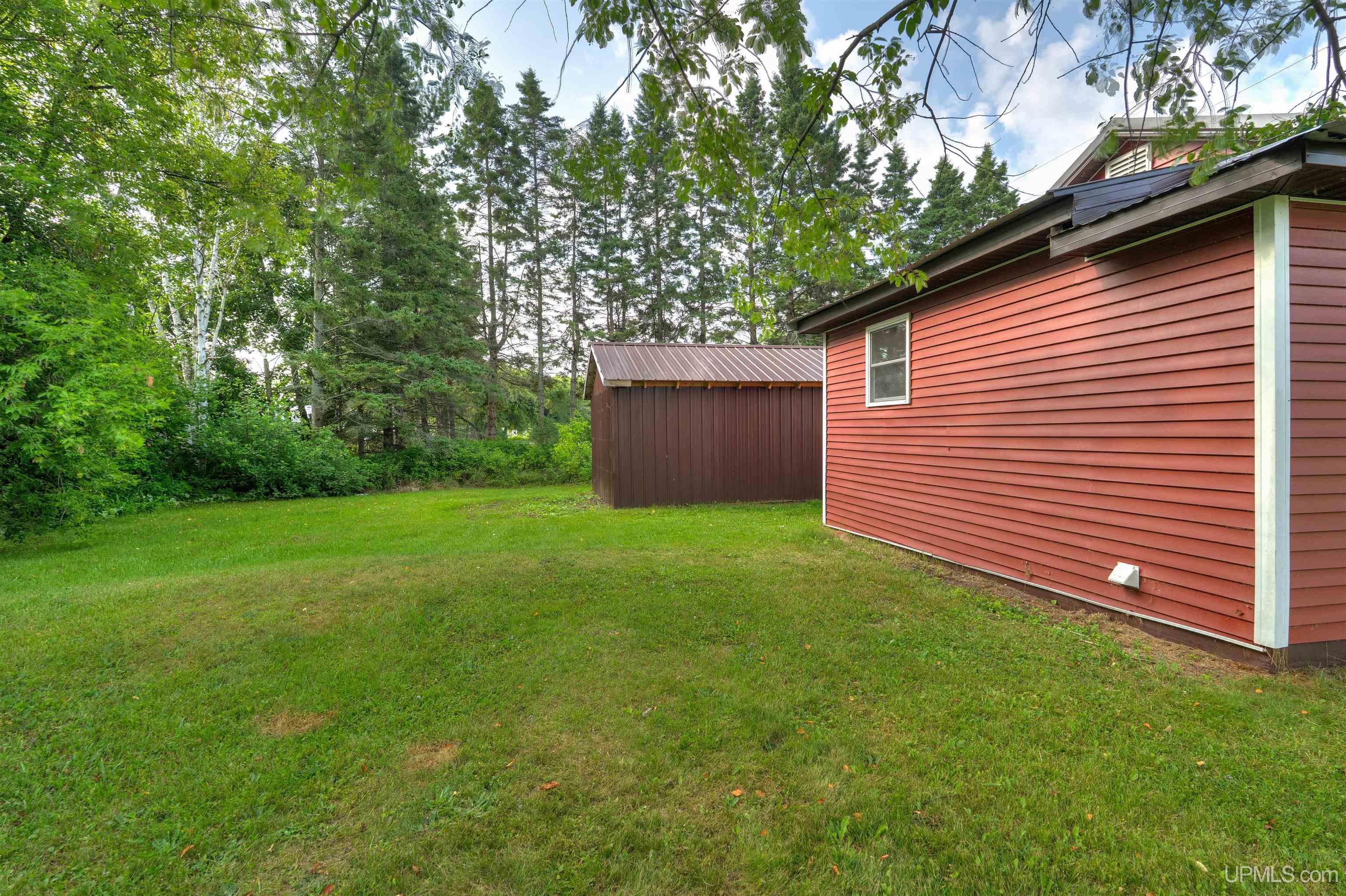 102 Fifth Street Manistique, MI 49854 - Photo 21 of 31 Gallery Image 21
