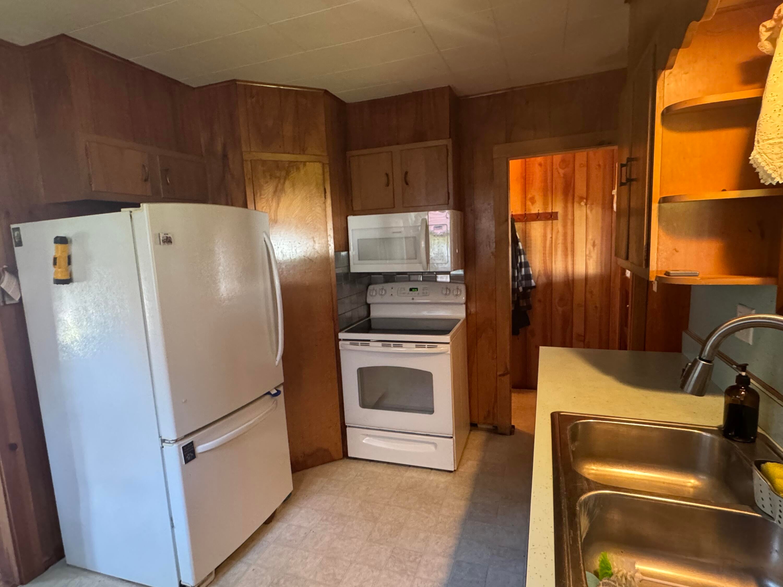 54 Pratt Street Rouses Point, NY 12979 - Photo 3 of 19 Gallery Image 3