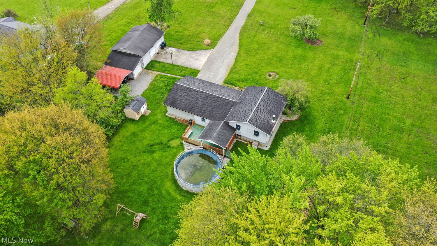 10703 Jones Road Diamond, OH 44412 - Photo 46 of 50