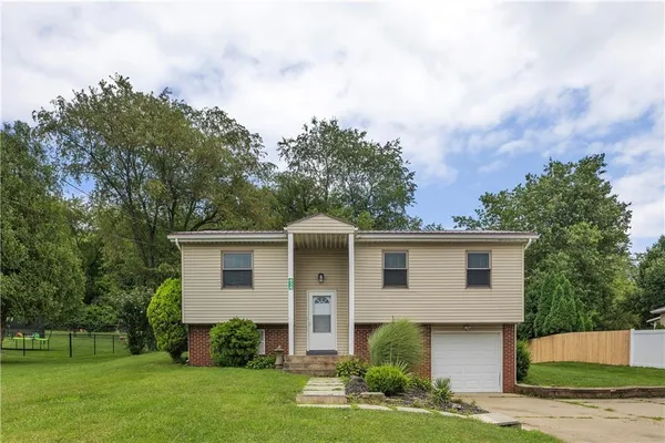 $250,000 | 434 Highway 356, Apollo, PA 15613
